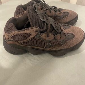 Yeezy 500 Graphite Sneakers